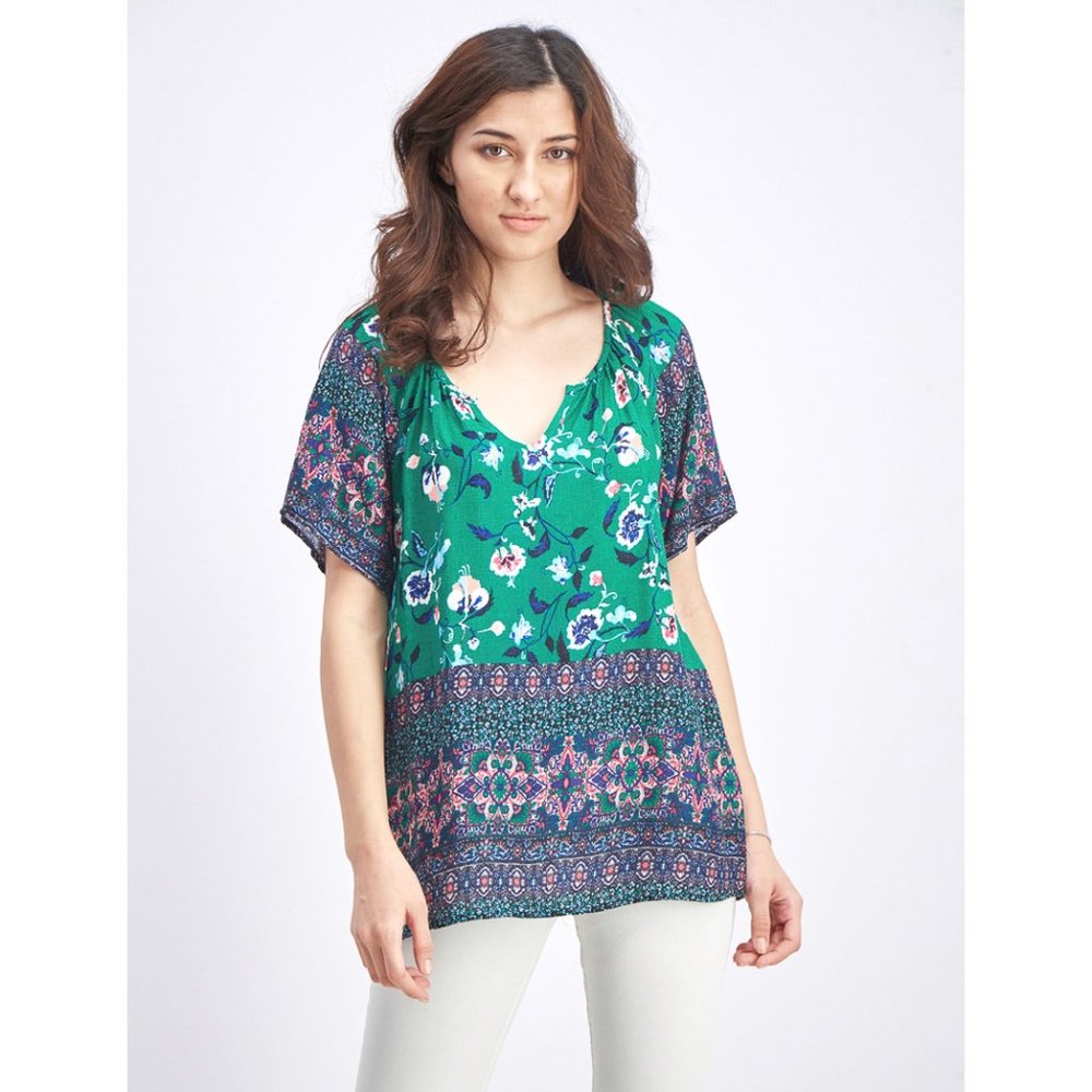 NWT Verse Boho Mixed Print V-Neck Floral Top
